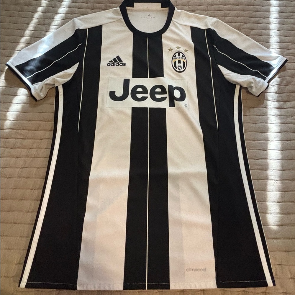 Juventus Adidas Soccer Jersey Size M